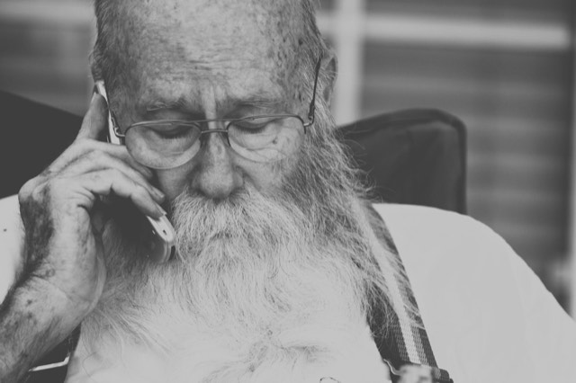 Who Keeps Calling Me? How to Identify an Unknown Number